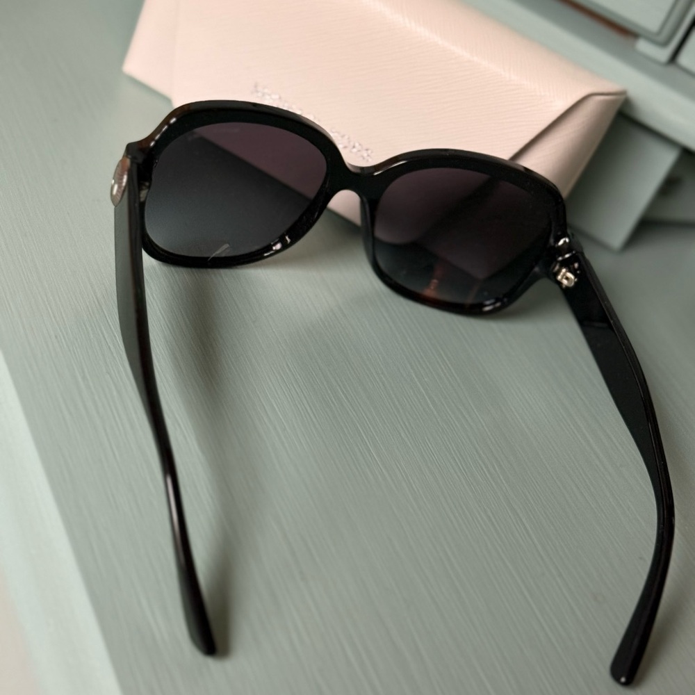 Michael Kors Black Oversized Sunglasses - Picture 2 of 2